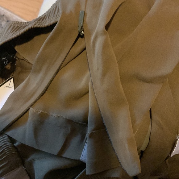 Gucci Olive Silk Pant - Picture 8 of 8